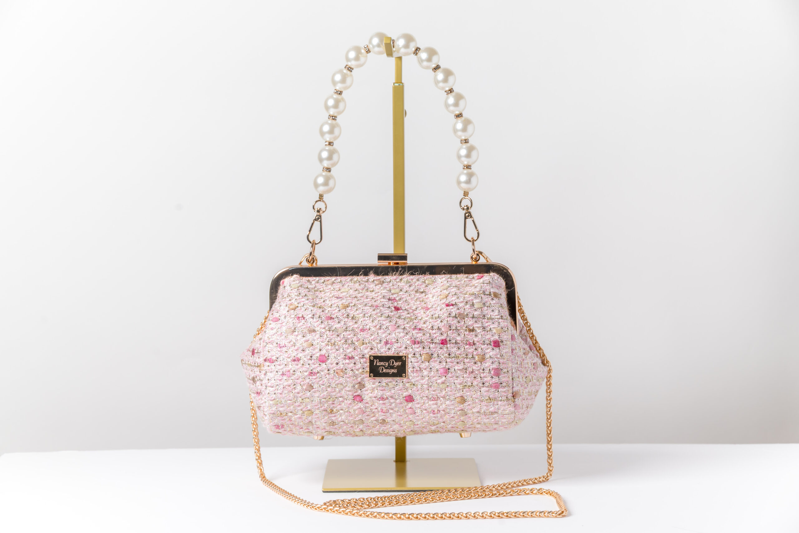 Raspberry embroidered with braided handle